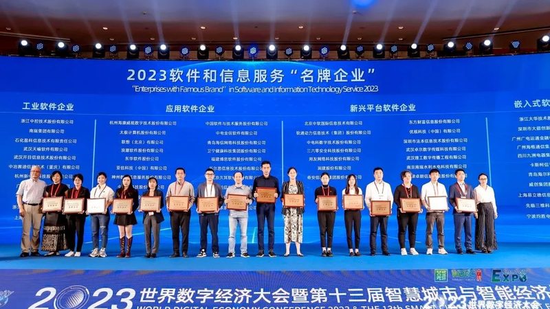 弱电工程全包价格通常由以下几部分构成：